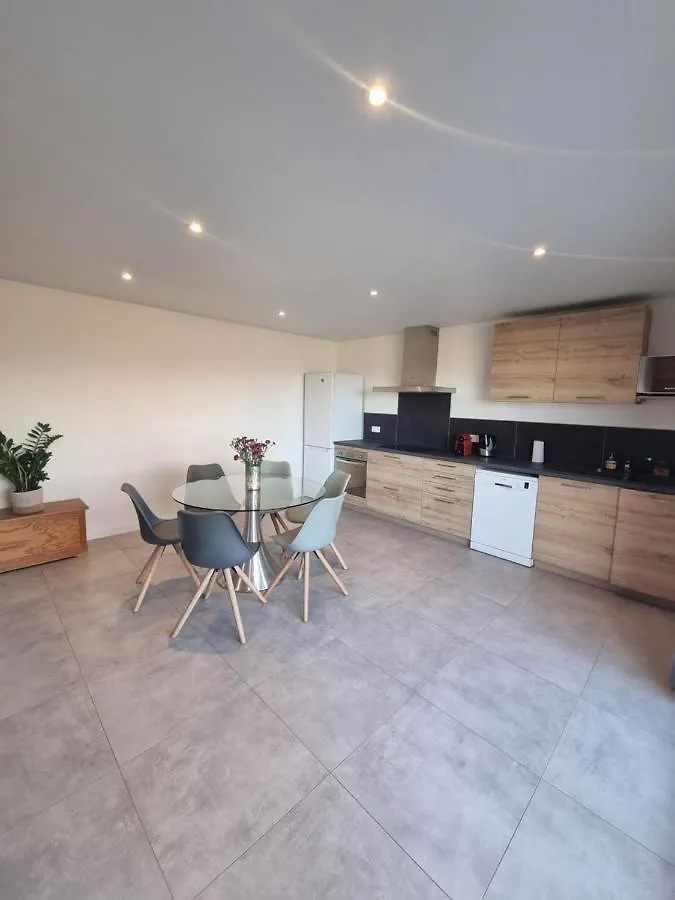 Superbe 70M2 Neuf*Calme*Entre Geneve Et Annecy Apartment Feigeres